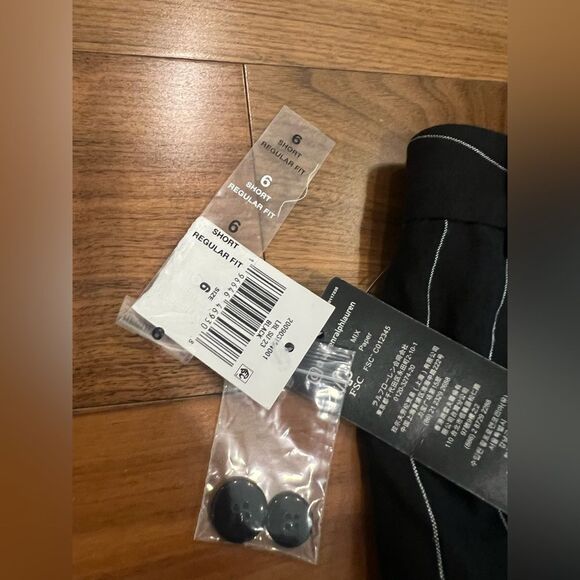 Ralph Lauren Black and white Striped Women's Shorts size 6 NWT - Picture 9 of 10